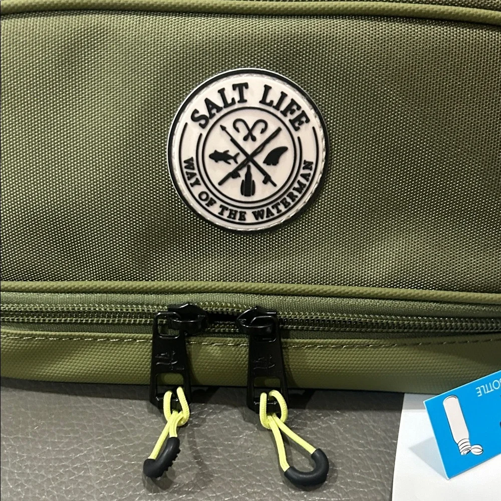 Salt Life Olive Green Men's Bag NWT RETAIL $45 10x5” - Picture 5 of 10